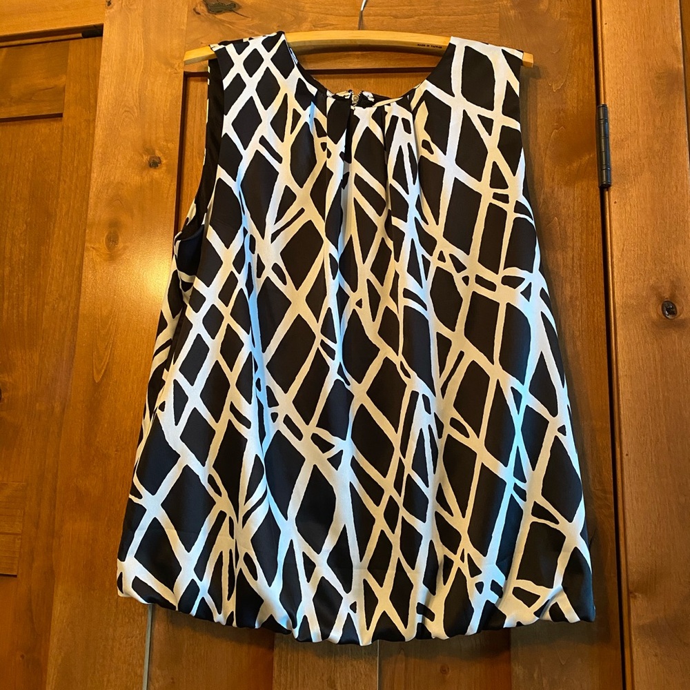 Liz Claiborne sleeveless top Size XL